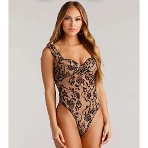 Windsor Nude Floral Stunner Flocked Bustier Bodysuit NWT Size Large
